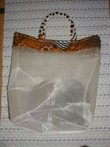 ������f�ނ̃o�b�N