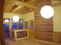 2F 居間(書庫)